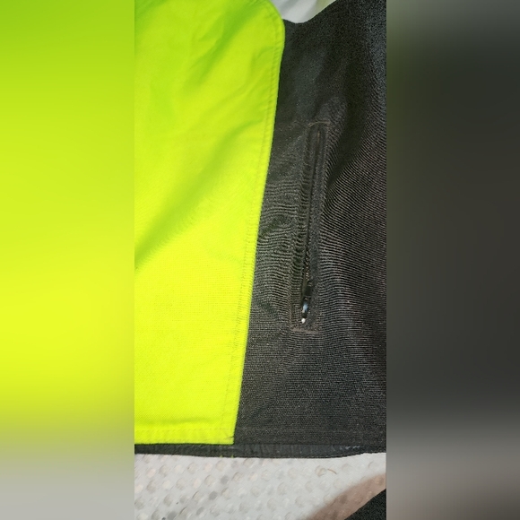 BILT EUC MENS SIZE 2XL FLORESCENT PADDED LINED WATERPROOF MOTORSPORT BIKING COAT - Picture 2 of 12